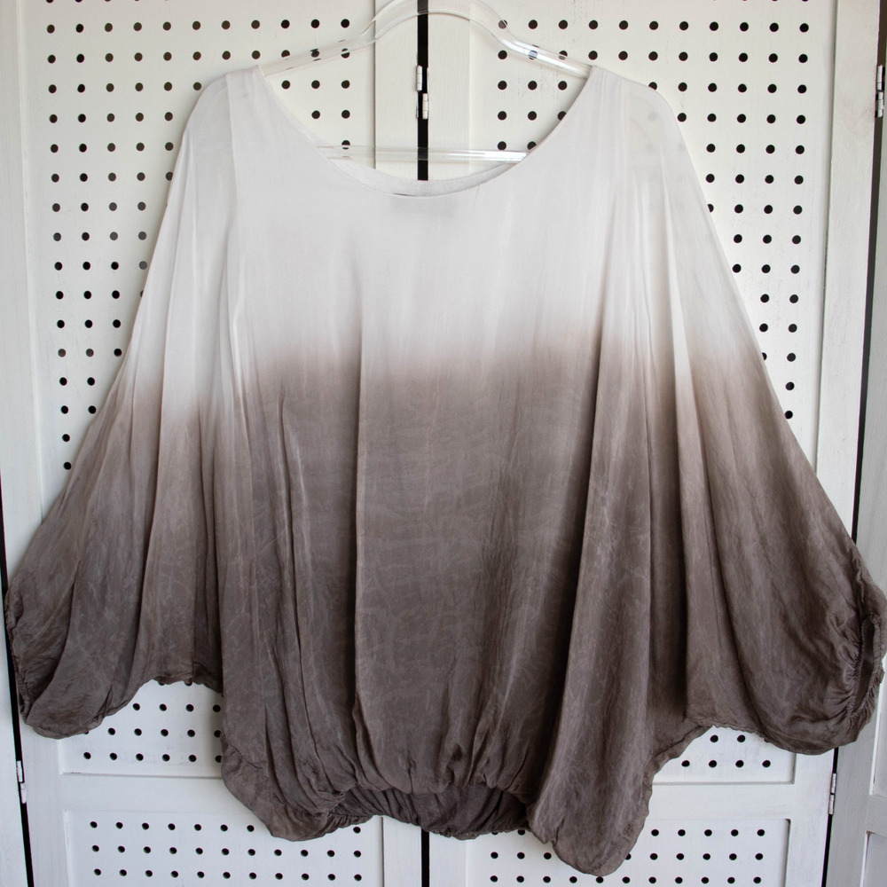 Grey Violet Womens SIZE 1X Made in Italy Silk Dolman Sleeve Top
